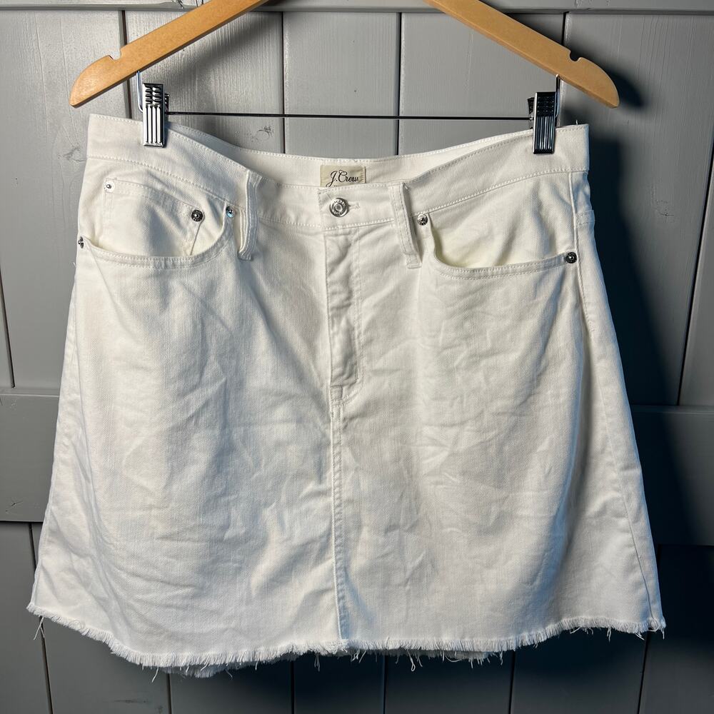 J. Crew White Denim Raw Edge Hem Mini Skirt Size 32‎